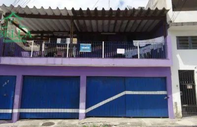 Casa à venda na Rua Pavão, Ayrosa, Osasco