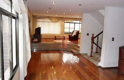 Casa com 4 quartos à venda na Rua São Cipriano, Vila Carrão, São Paulo