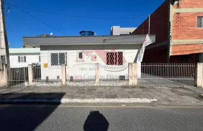 Casa disponível para venda no bairro dos município em balneário camboriú