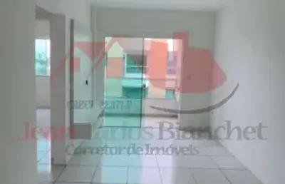 Apartamento semi mobiliado no bairro são francsico de assis em camboriú