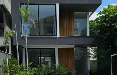 Barra da tijuca/ riomar x – casa em condomínio com 350 m², com 04 suítes e vagas