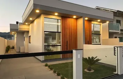 Casa com 2 quartos à venda no Forquilhas, São José 