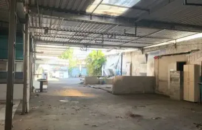 Barracão / Galpão / Depósito com 4 salas para alugar na Rua da Proclamação, 836, Bonsucesso, Rio de Janeiro
