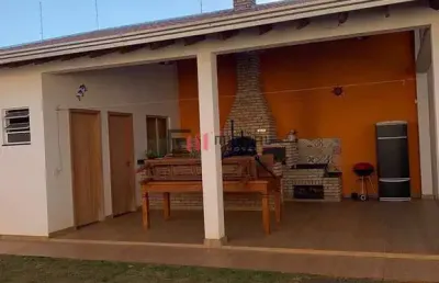 Casa com 3 quartos à venda no Califórnia, Londrina 