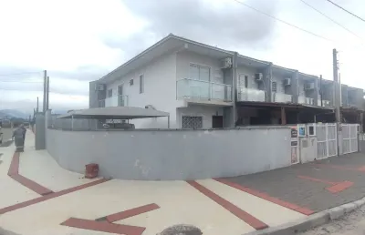 Casa com 3 quartos à venda na Rua Manoel Maurício Filho, 250, Vila Nova, Joinville
