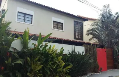 Casa para venda possui 136 metros quadrados com 4 quartos em são francisco - niterói - rj