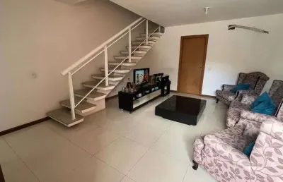 Casa para venda possui 216 metros quadrados com 5 quartos em são francisco - niterói - rj