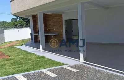 Casa no setor falçalville com 3 quartos sendo uma suíte