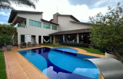 Casa em condomínio fechado com 4 quartos à venda na Avenida SB A, Loteamento Portal do Sol I, Goiânia