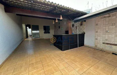 Casa com 2 quartos, sendo 1 suíte no brisas da mata!