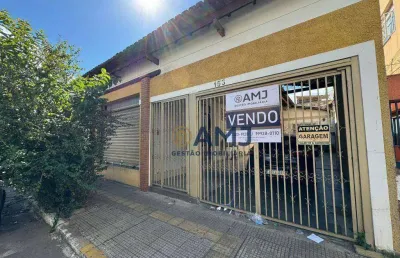 Casa no setor campinas uma quadra da avenida 24 de outubro