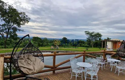 Lote com 1023 m² no condomínio monte das oliveiras-trindade