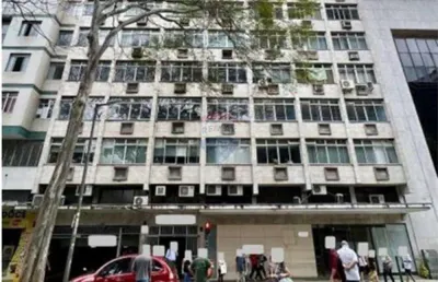 Sala comercial à venda no Centro, Juiz de Fora 