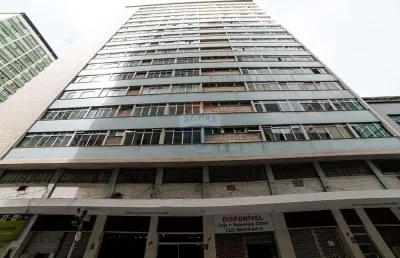 Apartamento 2 quartos, amplo  à venda  no centro da cidade