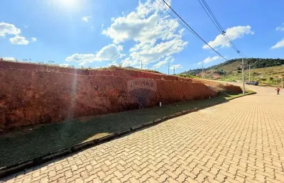 Terreno à venda no Salvaterra, Juiz de Fora 