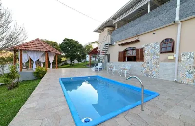 Casa espetacular no bairro granjas triunfo – piscina, área gourmet, área de 5.150m², casa com 350m² e muito mais!!