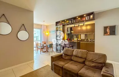 Apartamento a venda no itacorubi, sacada c/ churrasqueira a carvão.