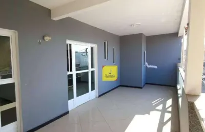 Excelente casa tríplex, de 3 quartos e e mais uma kitnet de 1 quarto, com excelente acabamento, no bairro milho branco.
