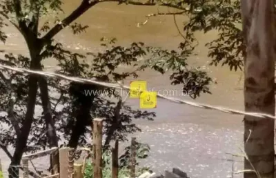 Excelentes terrenos no goiabinha, depois de goiabal em monte verde dando fundos para o rio do peixe.