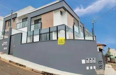 Casa com 2 quartos à venda na Rua Regente, 5, São Pedro, Juiz de Fora
