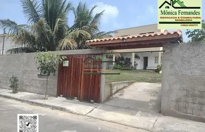 Casa com 2 quartos à venda na rua oitenta e oito, balneário bambuí (ponta negra), maricá, 205 m2 por r$ 360.000