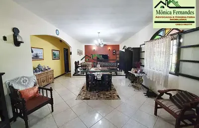 Casa com 3 quartos à venda na rua trinta e seis, balneário bambuí (ponta negra), maricá, 177 m2 por r$ 600.000