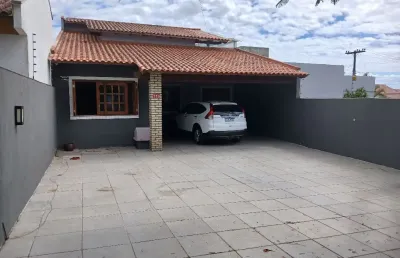 Casa com 3 quartos à venda na Rua Gildo de Freitas, 345, Jardim dos Lagos, Guaíba