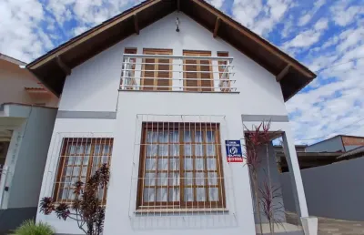 Casa com 3 quartos à venda na Avenida Vinte de Setembro, 126, Coronel Nassuca, Guaíba