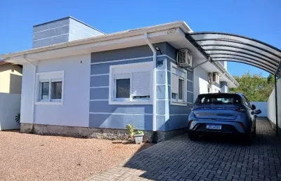 Casa com 2 quartos à venda na Rua Projetada 24, 123, Jardim dos Lagos, Guaíba