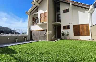 Casa com 3 quartos à venda na Avenida Vinte de Setembro, 1232, Centro, Guaíba