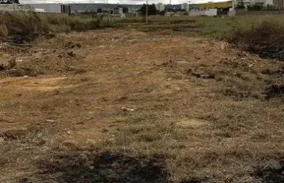 Terreno à venda na Avenida José Fernandes Pedral Sampaio, Boa Vista, Vitória da Conquista
