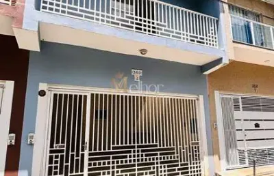 Casa com 2 quartos à venda na Rua Cásper Libero, 453, Vila Aparecida, Bragança Paulista