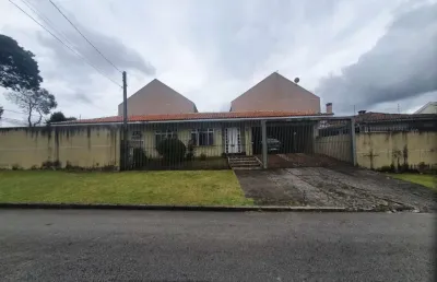 Excelente residência de esquina à venda no bairro uberaba-curitiba-pr.