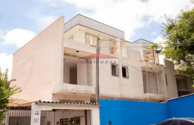 Sobrado à venda no jardim das américas em curitiba: 3 suítes, terraço com churrasqueira e jacuzzi, 2 vagas.