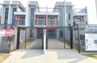 Espetacular sobrado à venda em curitiba-pr, uberaba: 3 quartos, 1 suíte, 1 sala, 2 vagas de garagem, 131 m² área. venha conferir!