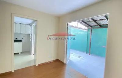 Imperdível! sobrado à venda em curitiba-pr, bairro alto. 3 quartos, 1 suíte, 1 sala, 3 banheiros, 2 vagas, 100m².