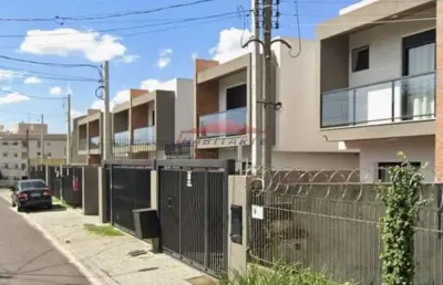 Imperdível sobrado à venda em curitiba-pr, bairro uberaba! 3 quartos, 1 suíte, 2 salas, 3 banheiros, 3 vagas, 125m².
