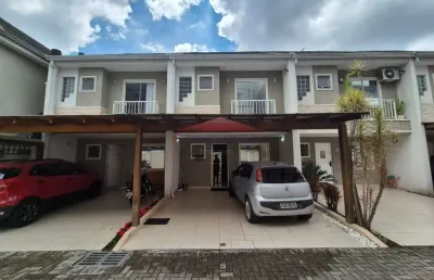 Casa com 3 quartos à venda na Rua Rodolfo Bernardelli, 581, Uberaba, Curitiba