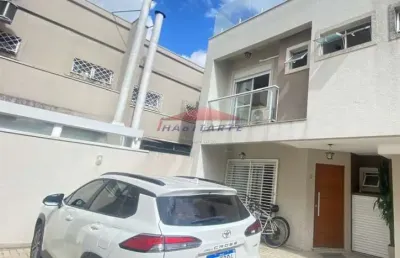 Impecável sobrado de 3 quartos no jardim das américas: 132m², 1 suíte, 3 salas, 3 banheiros e 2 vagas de garagem!