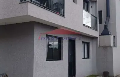 Excelente sobrado em condomínio à venda em curitiba-pr, bairro uberaba  3 quartos, 1 suíte, 1 sala, 3 banheiros, 2 vagas, 93m²
