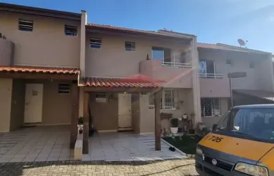 Sobrado em condomínio no uberaba - curitiba-pr: 3 quartos, 1 suíte, sala ampla, 3 banheiros, 1 vaga, 113,20 m². venda ou locação!