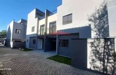 Sobrado à venda em curitiba-pr, bairro uberaba: 3 quartos, 1 suíte, 2 salas, 1 banheiro, 2 vagas de garagem, 124,65m²