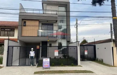Sobrado à venda em curitiba-pr no jardim das américas: 3 quartos sendo suítes, 2 salas, 4 banheiros, 2 vagas, 171m²