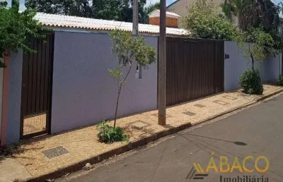 Casa com 5 quartos para alugar na Cidade Jardim, São Carlos 
