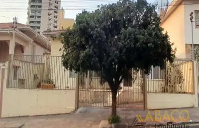 Casa com 3 quartos para alugar no Centro, São Carlos 