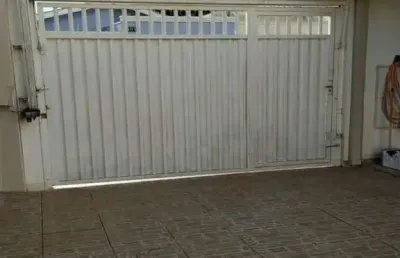 Casa com 3 quartos para alugar no Centro, São Carlos 