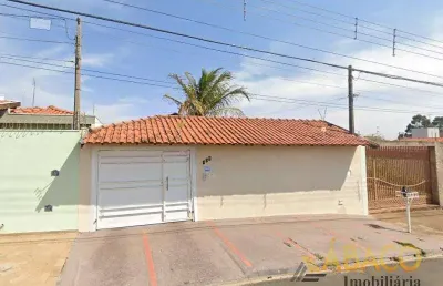 Casa com 3 quartos para alugar no Residencial Itamarati, São Carlos 