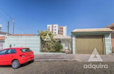 Casa na vila estrela, contendo 4 quartos, sendo 1 suíte