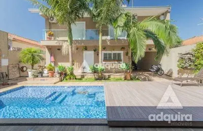 Casa com piscina à venda contendo 4 quartos na vila estrela