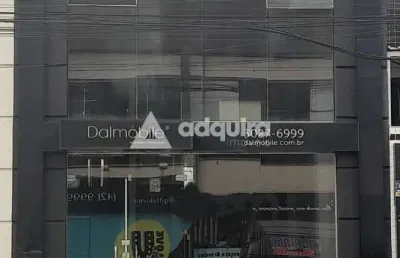 Excelente imóvel comercial, para locação, 110m², amplo salão, pé direito duplo, no centro, em ponta